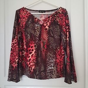 SHEENA'S Red And Burgundy Top With Gold Designs Size XL